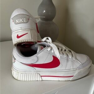 Nike legacy Court Sneaker